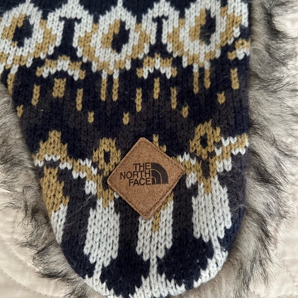 {North Face} Hat OS - Picture 2 of 7